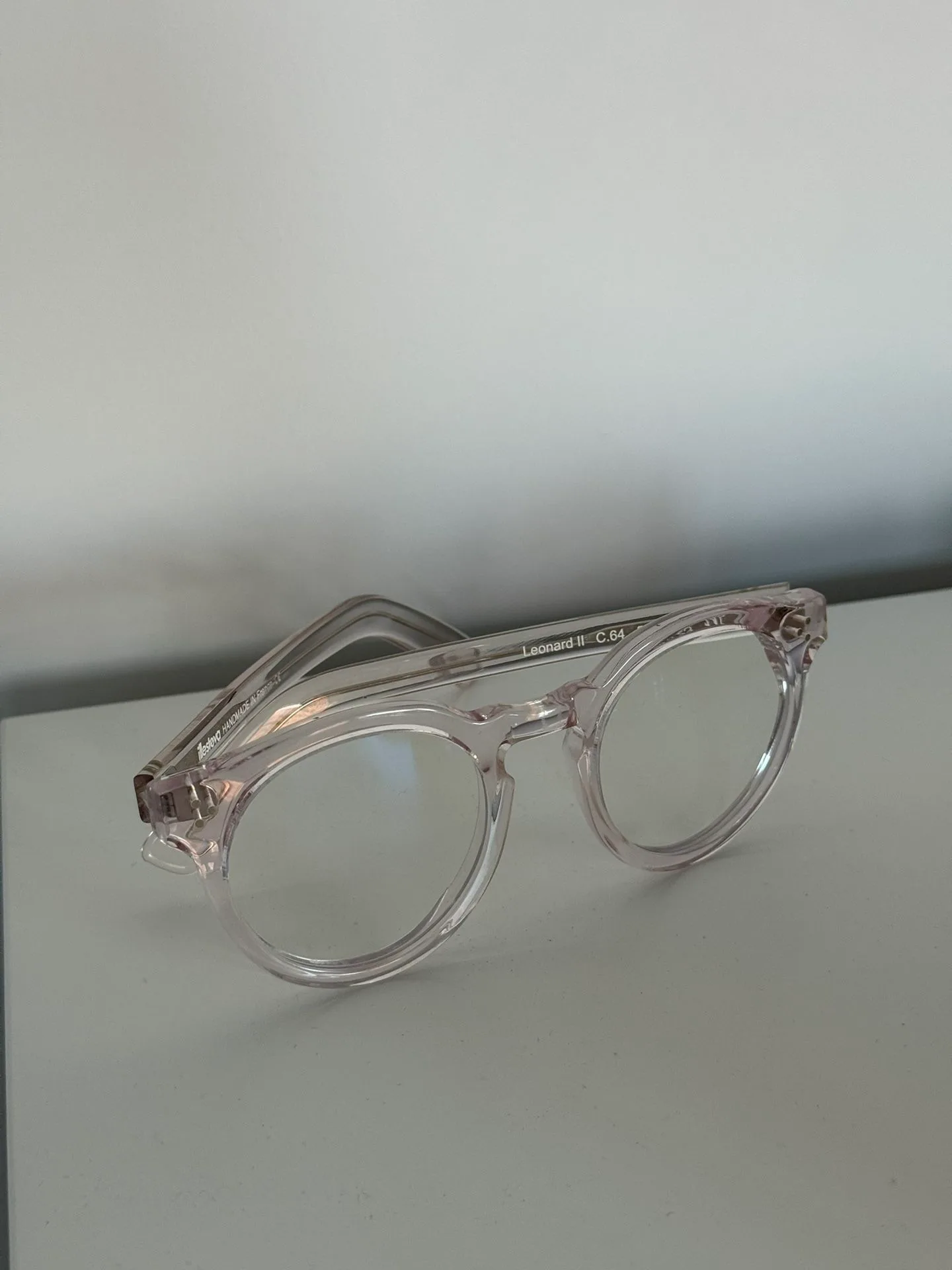 Illesteva Glasses image indicator(2)