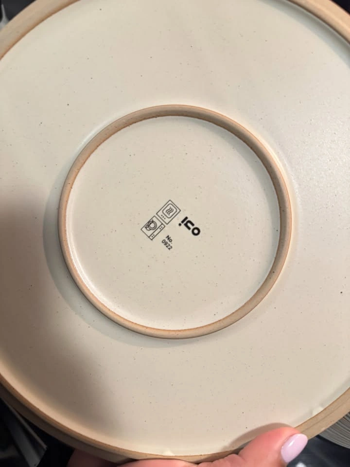 OUI Dinner and side plate set (pieces of 4 each) - photo 2