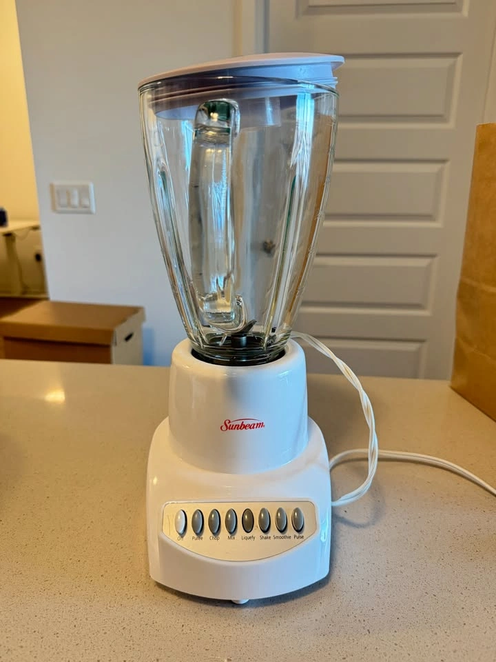 Sunbeam Blender - photo 2