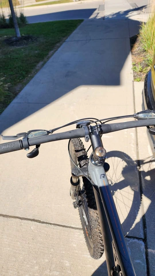 Raleigh men's mountain bike - photo 4