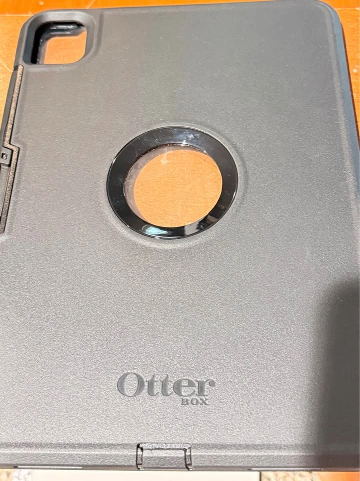 OtterBox Defender Series Case for iPad Pro 11-inch - photo 2