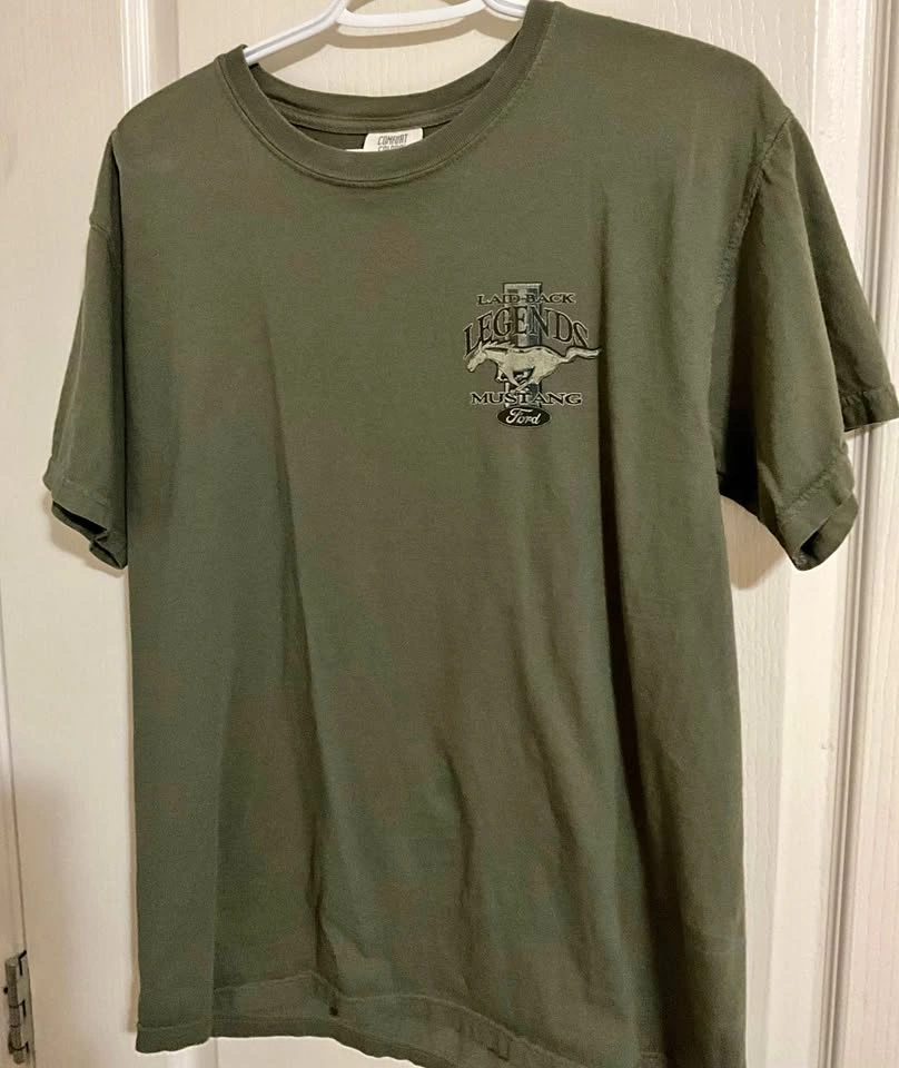 Comfort Colors Laid-Back Legends Ford Mustang T-Shirt, Size Medi
