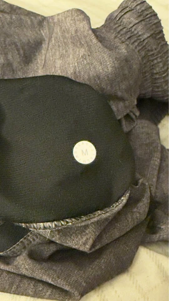 Lululemon Men's Athletic Shorts - photo 3