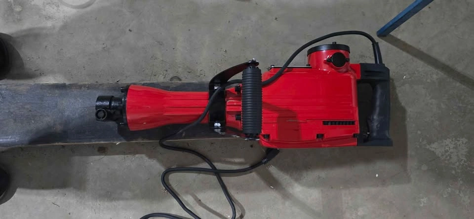 65mm Demolition Hammer - photo 4