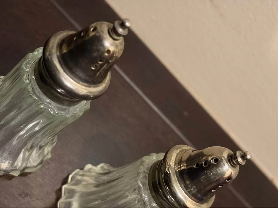 Vintage Pressed Glass Salt and Pepper Shakers - Silverplate - photo 3