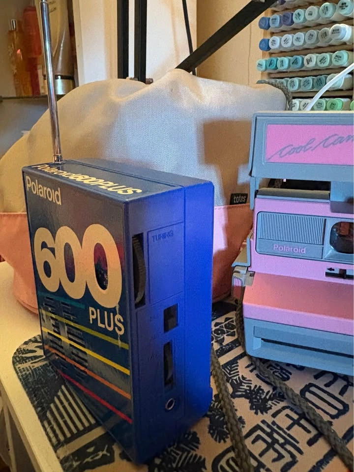 Vintage 1980’s Polaroid “Cool Cam” Camera & Portable Radio - photo 4