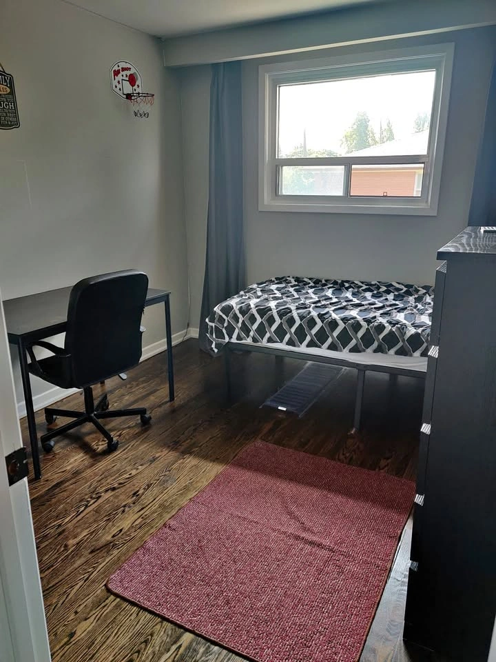 Private Room For Rent