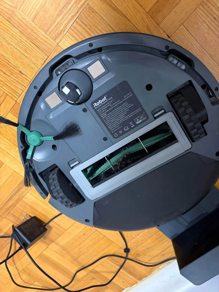 iRobot Roomba Essential Robot Vacuum - photo 2