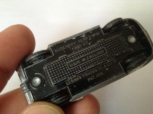 Rare Lesney Matchbox Ford GT diecast car - made in England - photo 3
