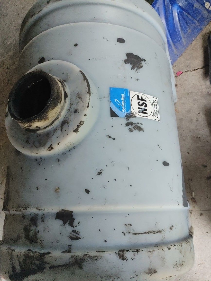 Ace Roto Mold 65 Gal Water Seal Coat Tank - photo 4