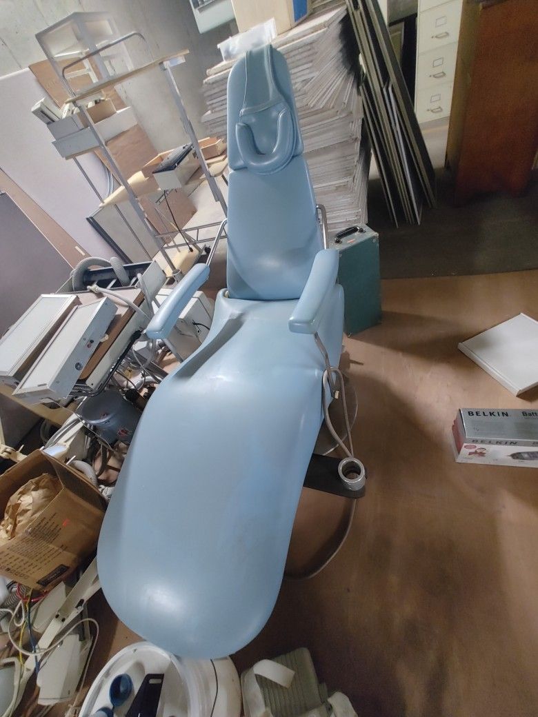 Dental Chair PU Oakbrook Location, Delivery Available - photo 3