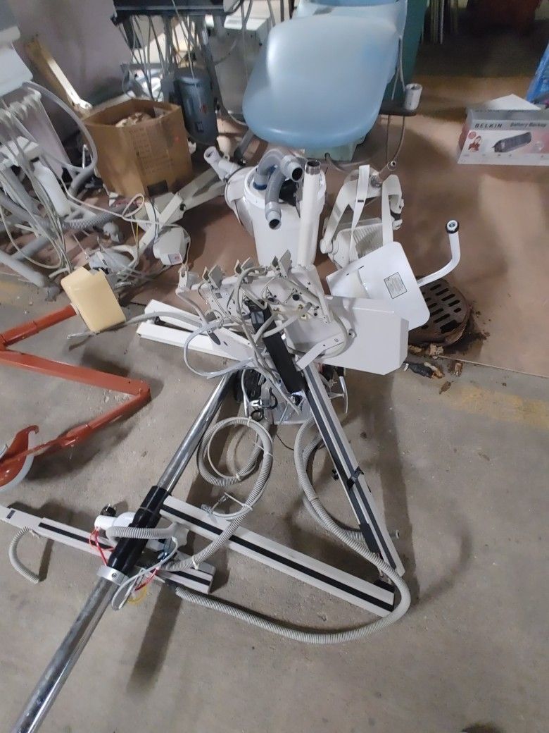 Dental Chair PU Oakbrook Location, Delivery Available - photo 4