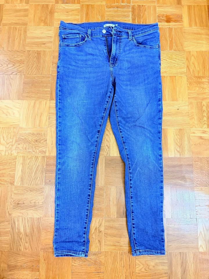 Levi’s 720 jeans