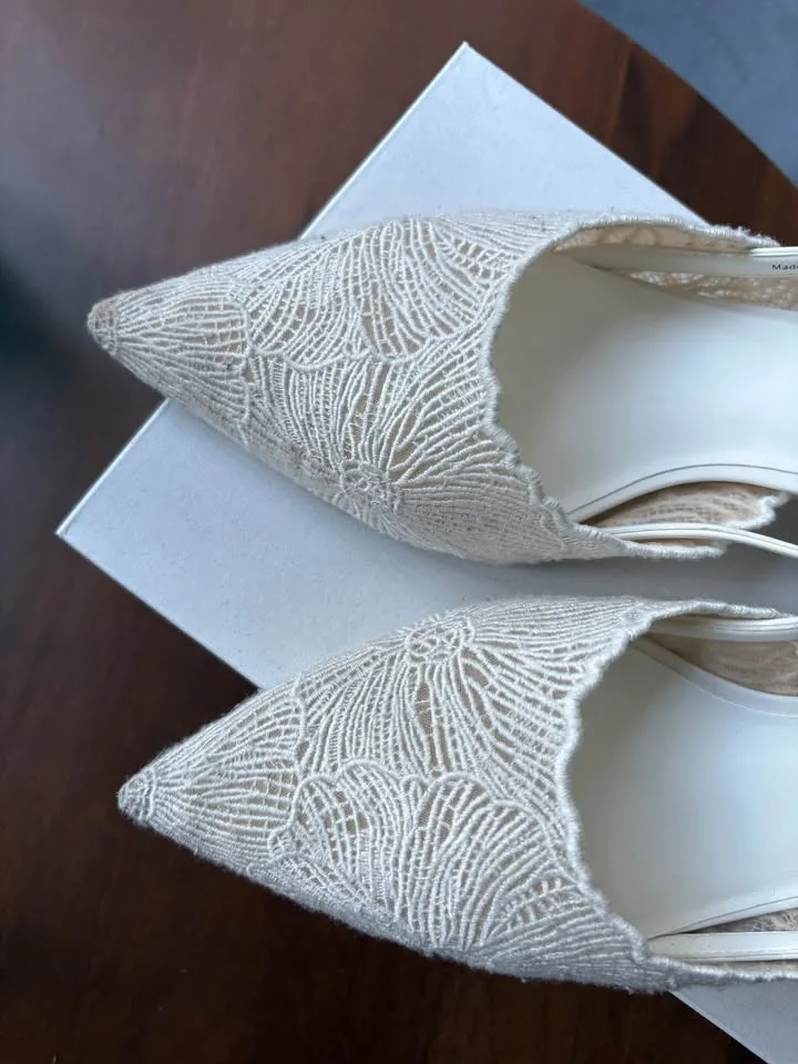 Slingback Floral Lace Heels image indicator(2)