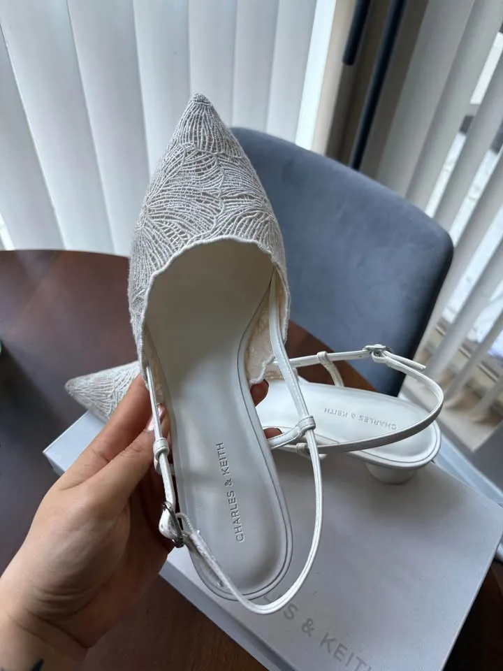 Slingback Floral Lace Heels image indicator(3)