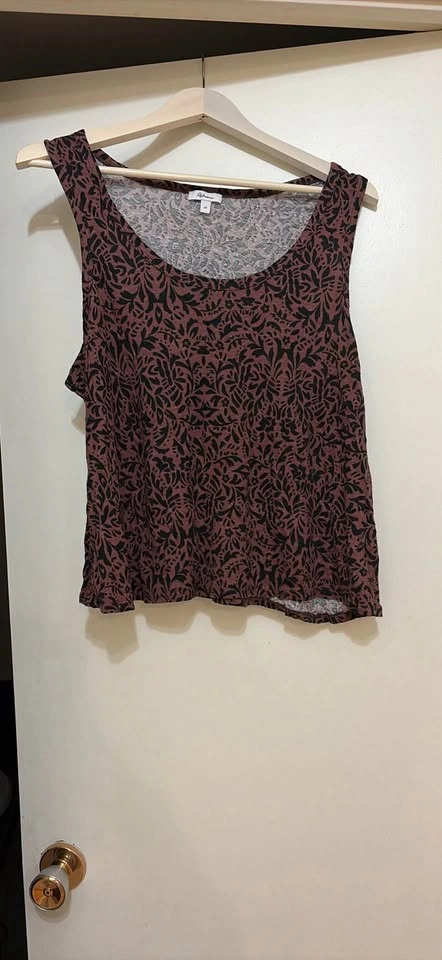 Reitmans tank top