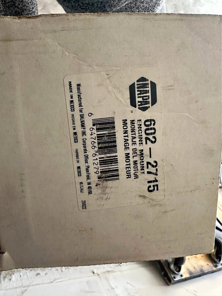NAPA 602-2715 Engine Mount
