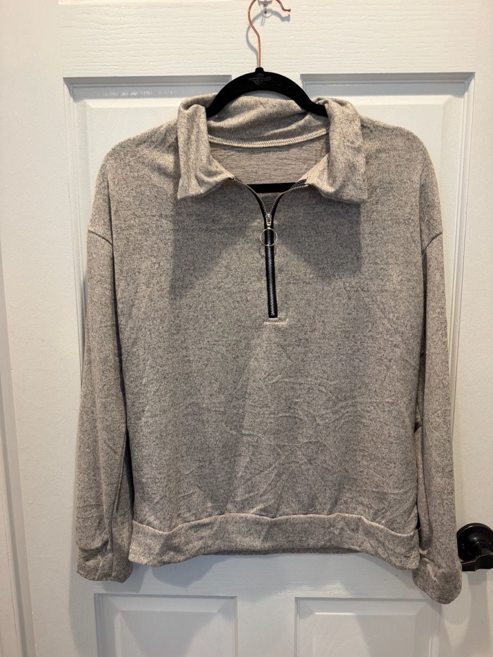 Women’s Medium (6/8) Half-Zip Pullover Sweatshirt - photo 3
