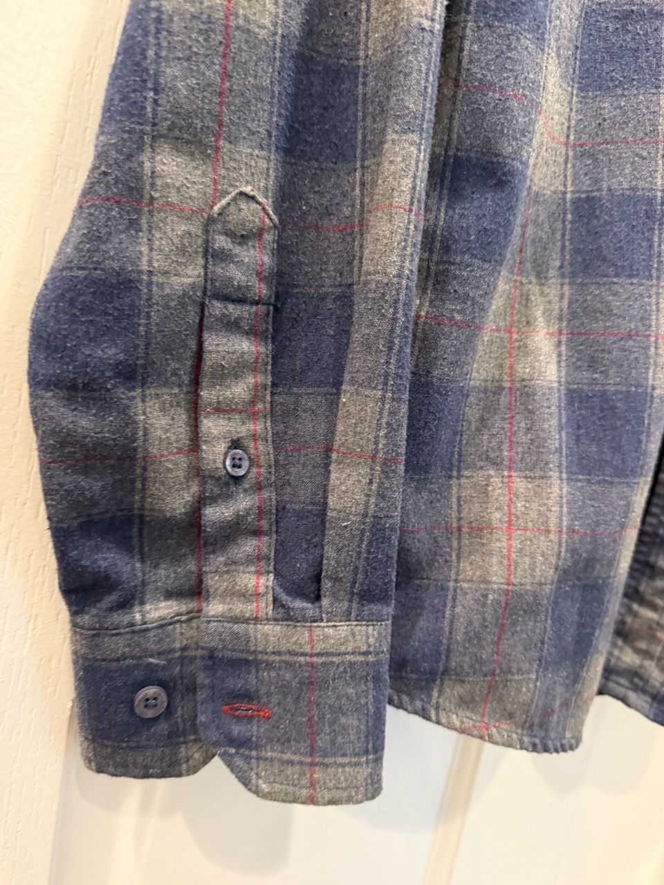 Men’s LARGE Steel & Jelly Plaid Flannel Button-Down Shirt - photo 4