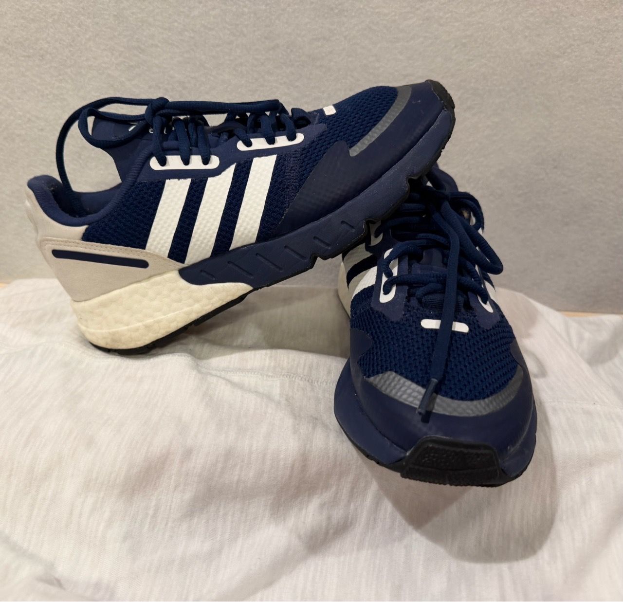 Adidas Originals Navy Blue Sneakers - photo 4