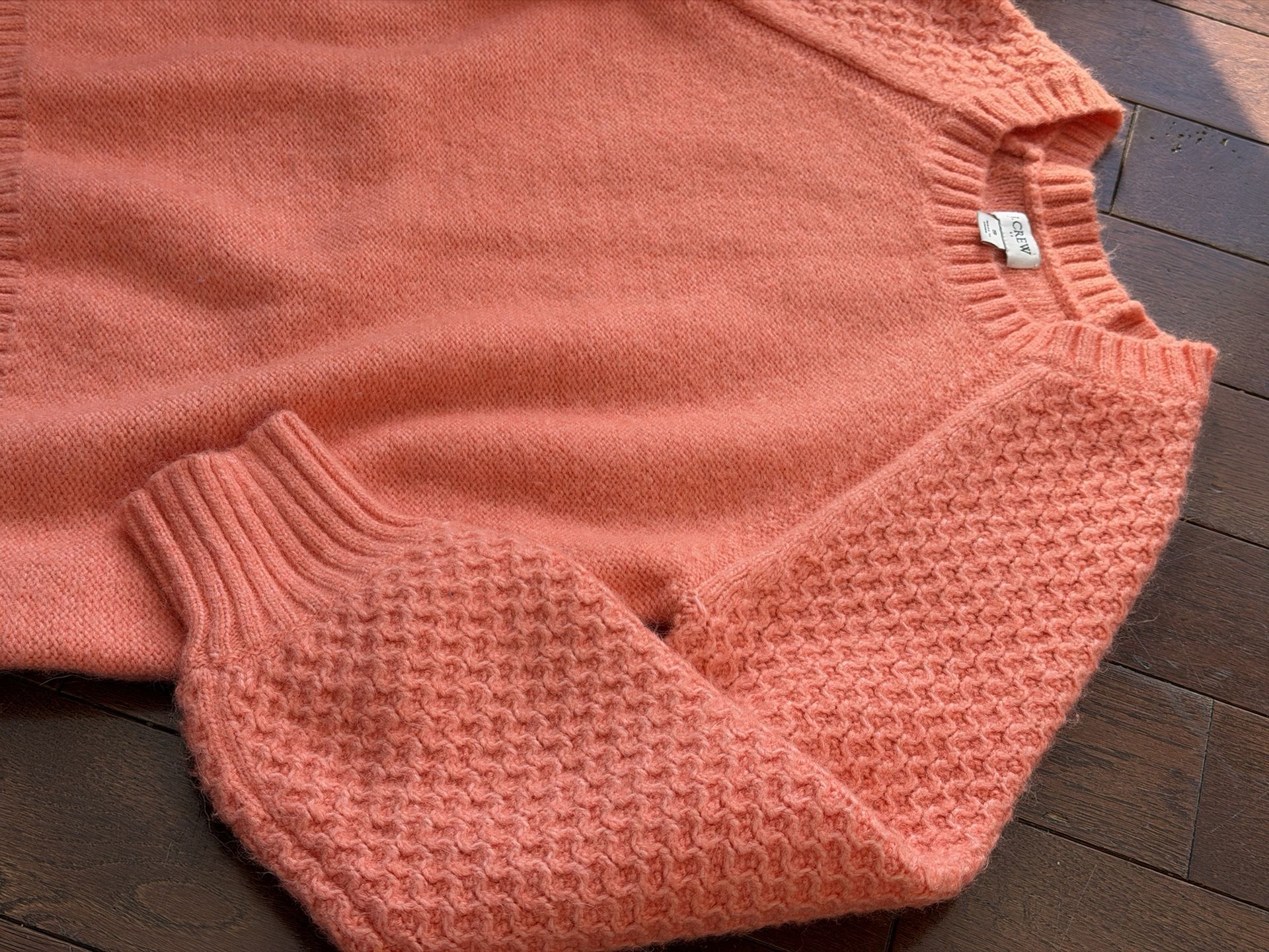 New Women’s Size Small Sweater From J. Crew $20