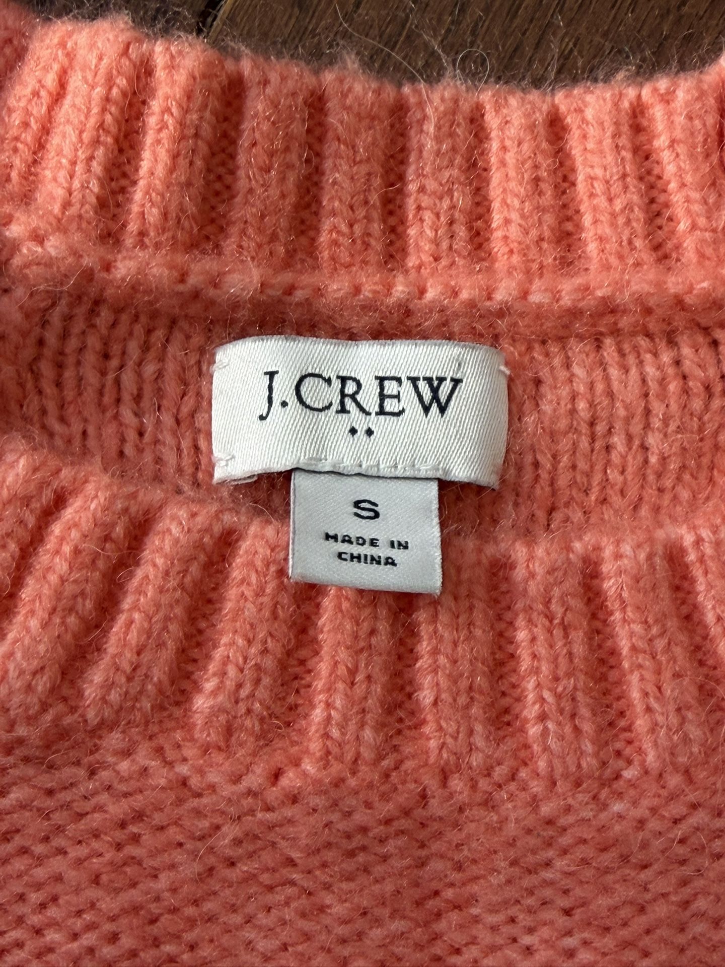 New Women’s Size Small Sweater From J. Crew $20 - photo 4