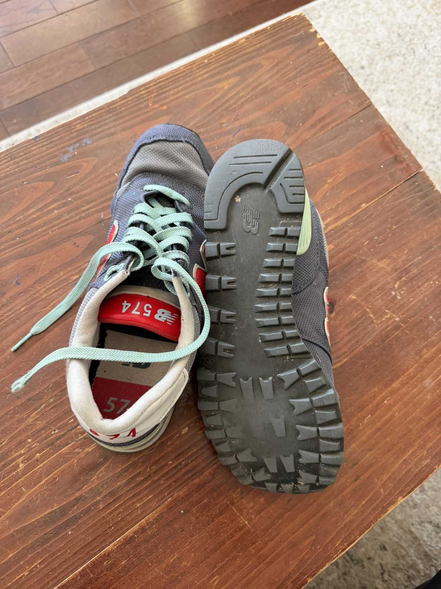 New Balance Shoes, Women’s (Size 8.5) $8 - photo 5