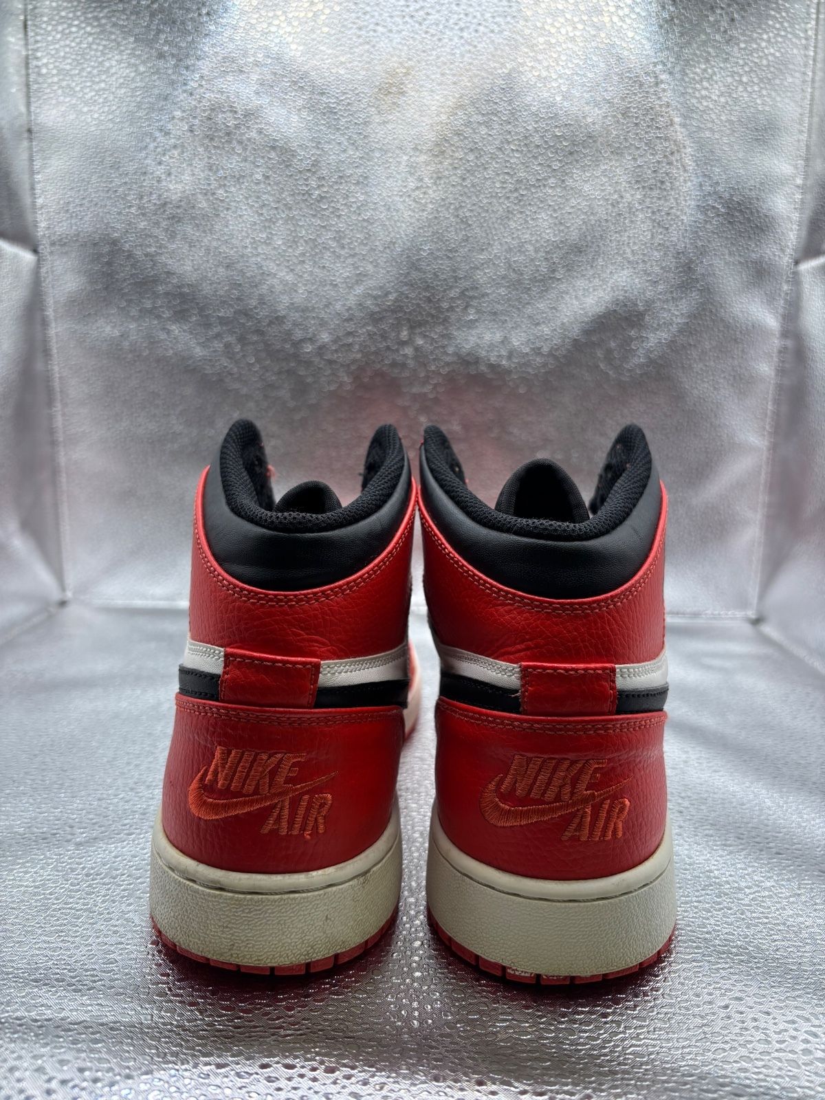 Air Jordan 1 Retro High 'Rare Air' Max Orange GS - photo 4
