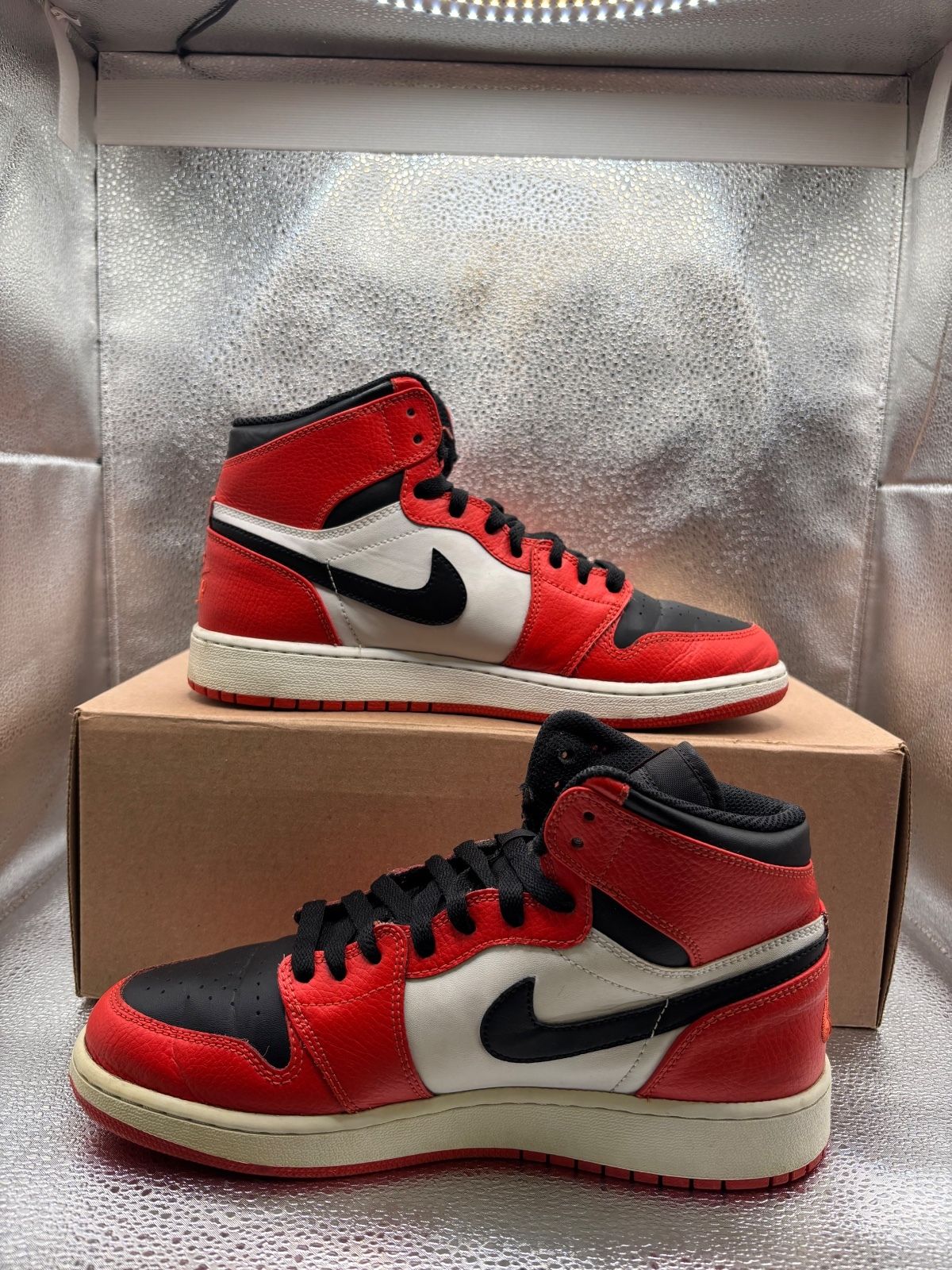 Air Jordan 1 Retro High 'Rare Air' Max Orange GS - photo 5