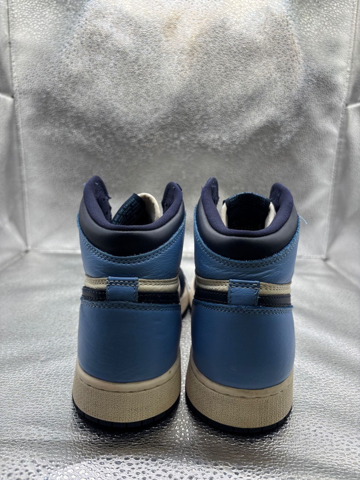 Air Jordan 1 Retro High OG 'Obsidian GS - photo 4