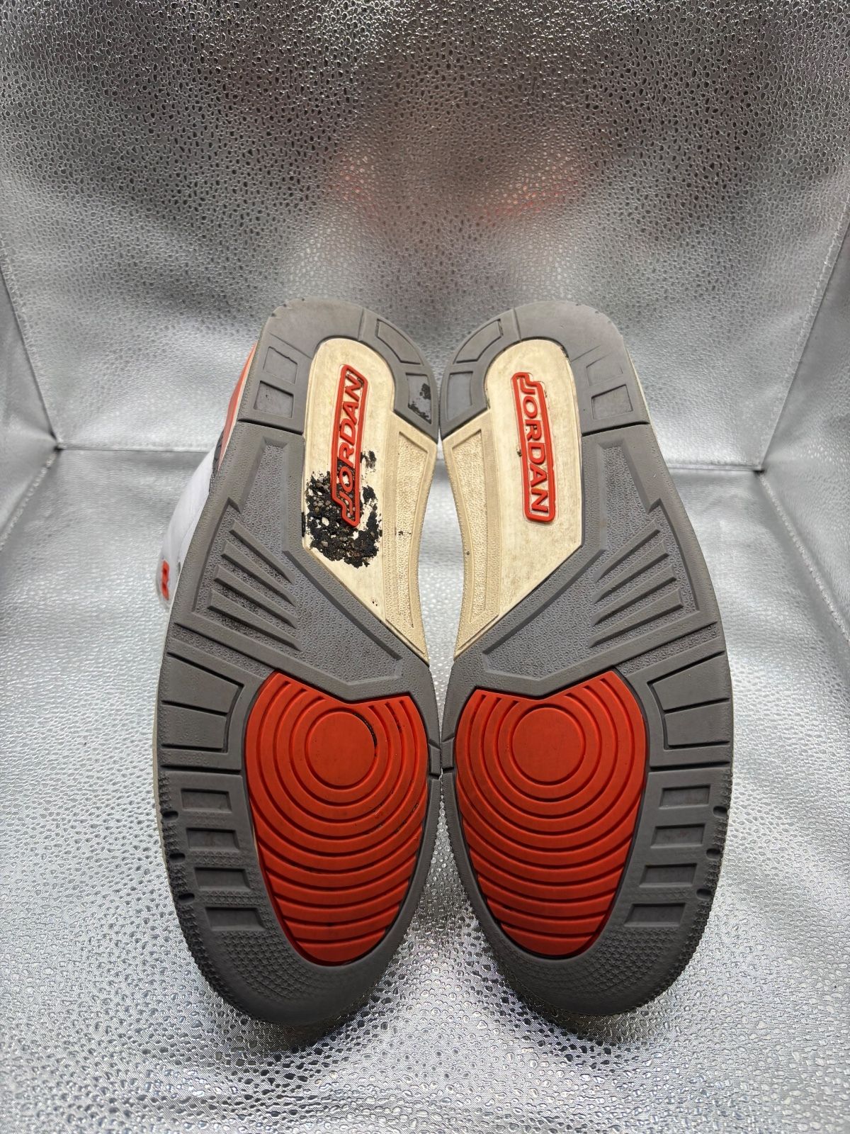 Air Jordan 3 Retro "Georgia Peach" - photo 3