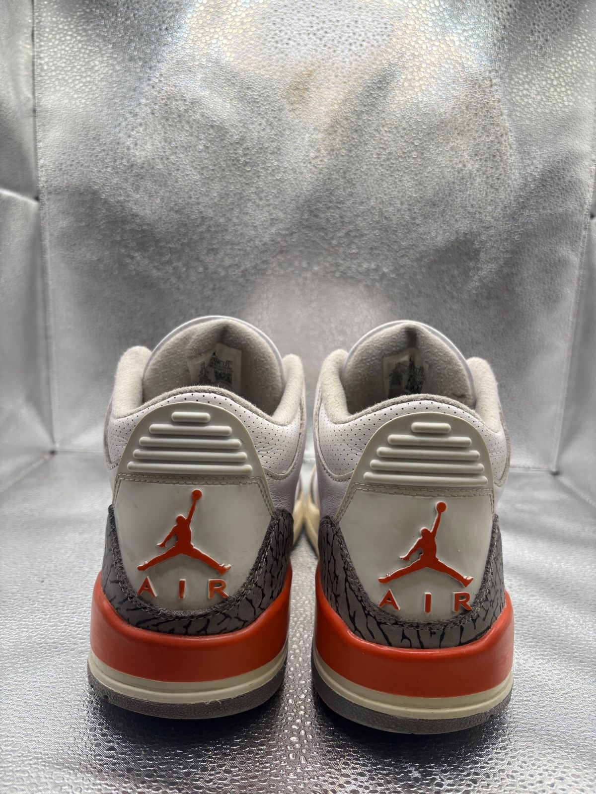 Air Jordan 3 Retro "Georgia Peach" - photo 4
