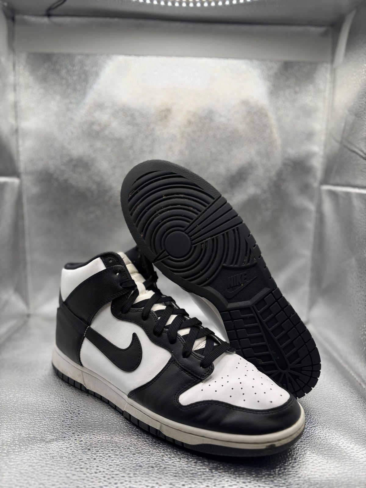 Nike dunk high black white