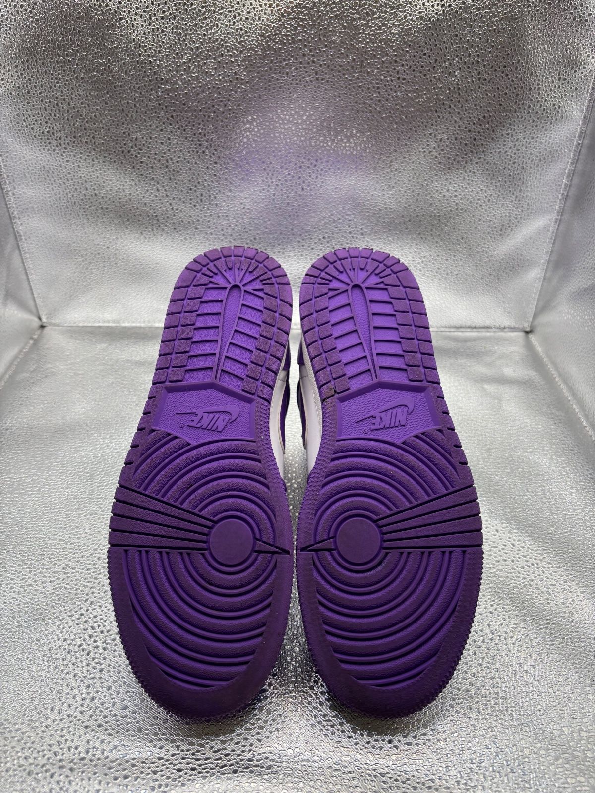 Air Jordan 1 Mid Purple Venom GS - photo 3