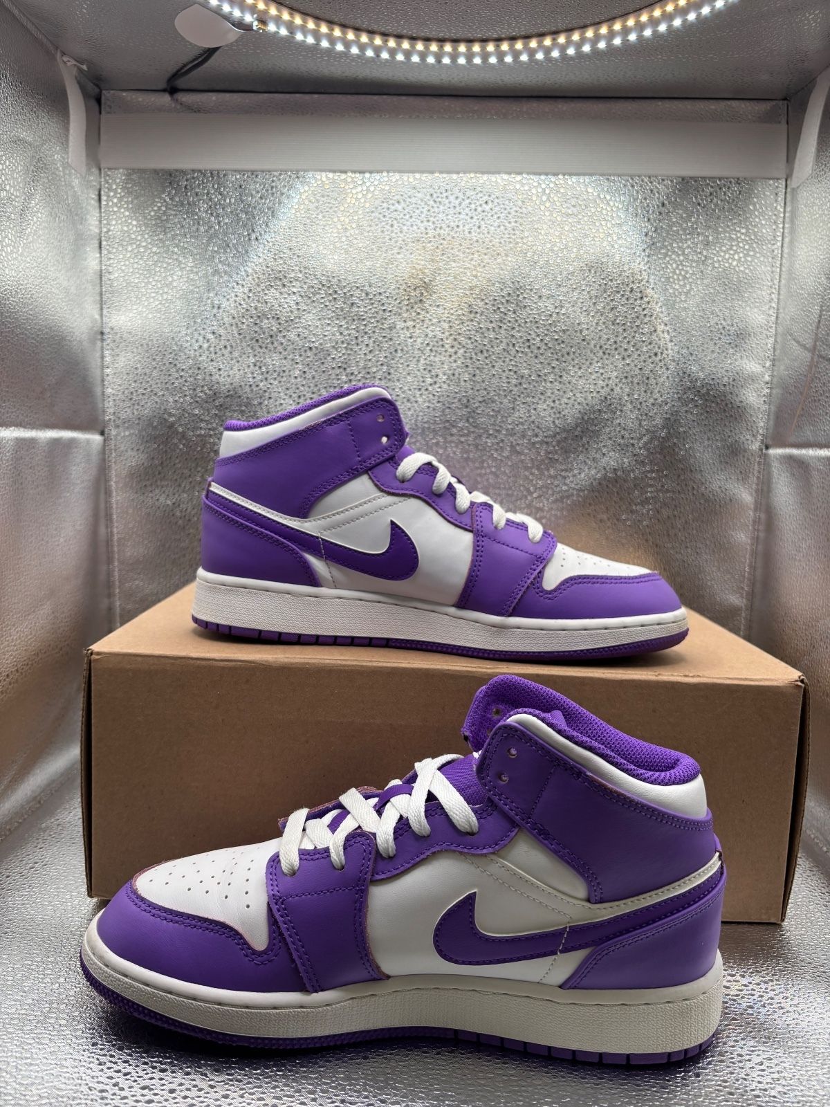 Air Jordan 1 Mid Purple Venom GS - photo 5