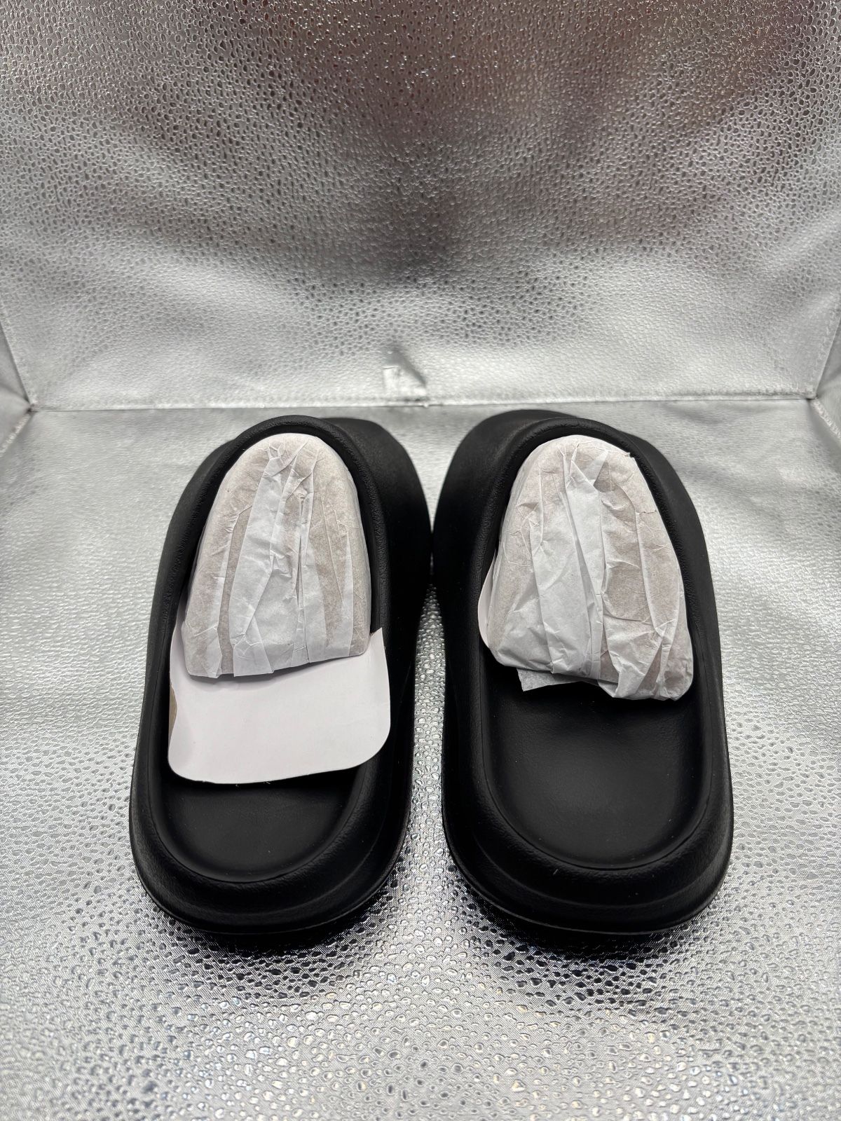 YS-01 black yeezy slide - photo 4