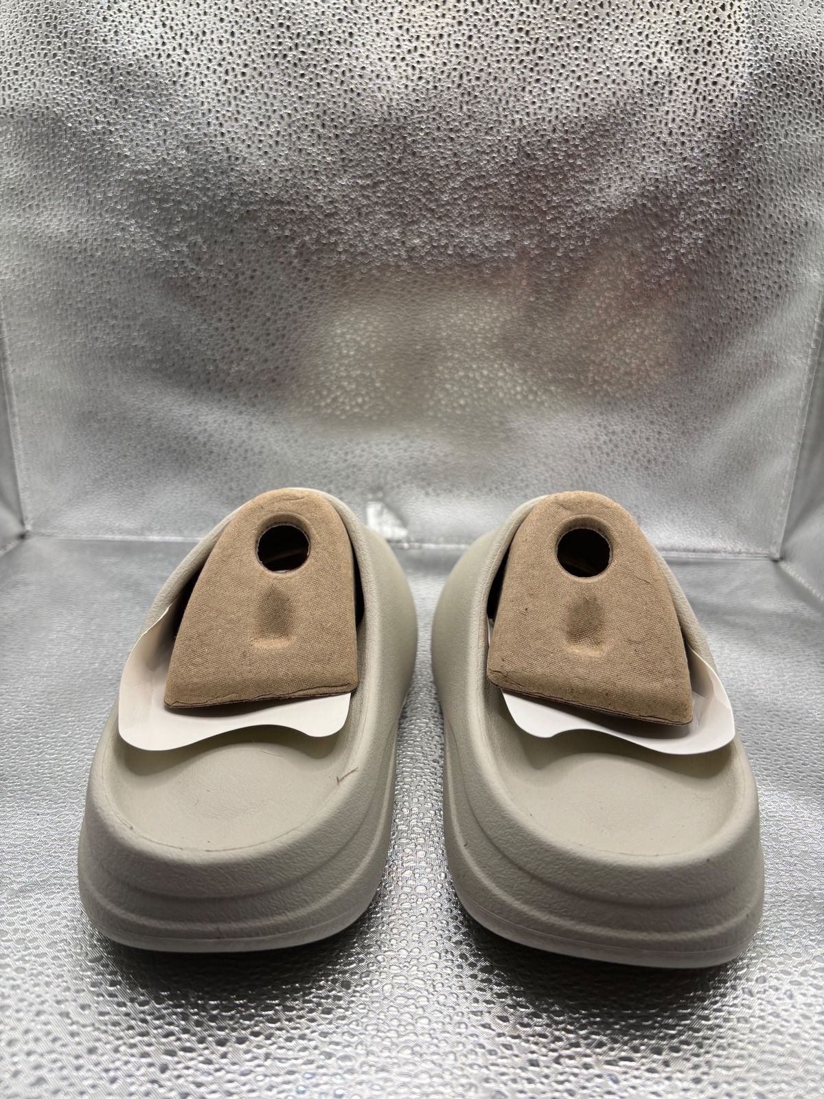 YS-01 cream yeezy slide size 7 - photo 4