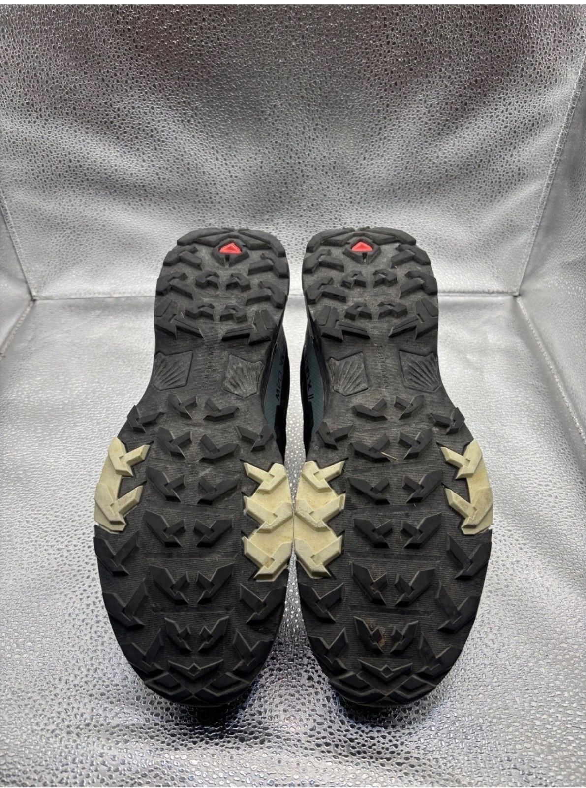 Salomon X Ultra 4 GTX low-cut hiking shoe - photo 3