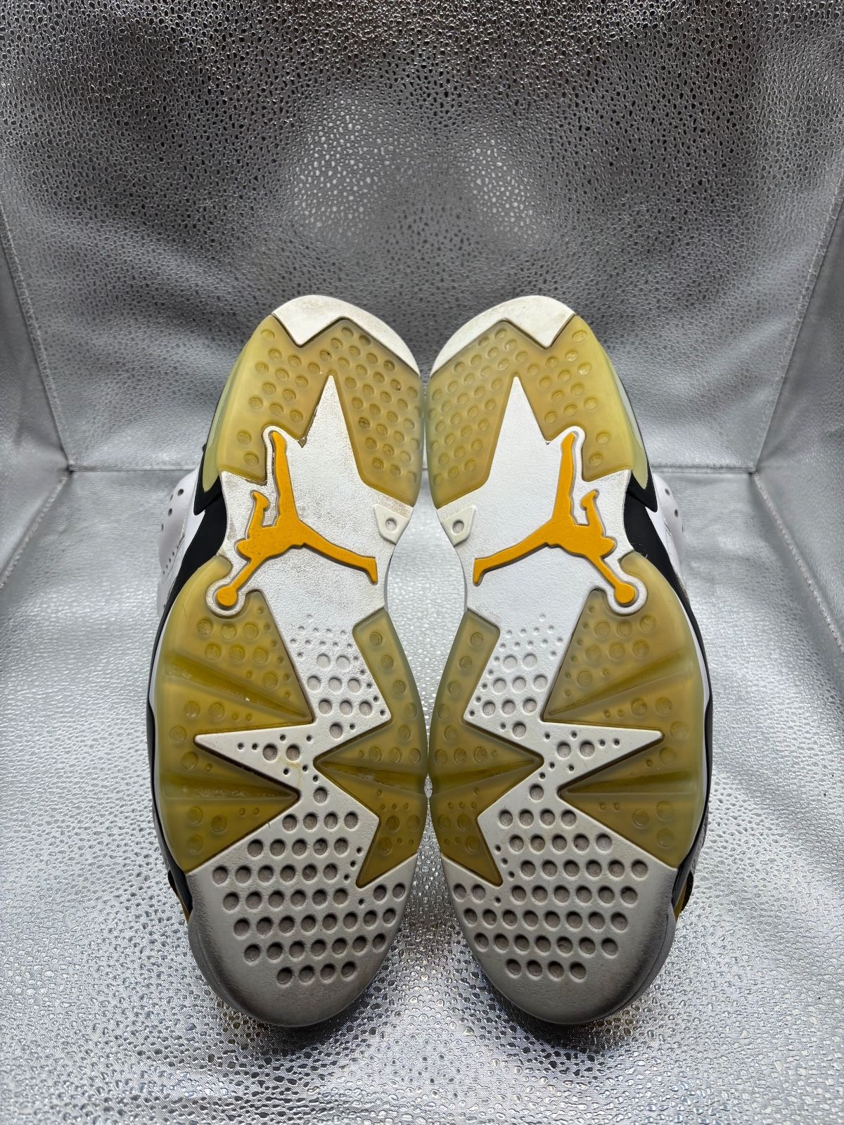 Air Jordan 6 Retro Yellow Ochre - photo 3