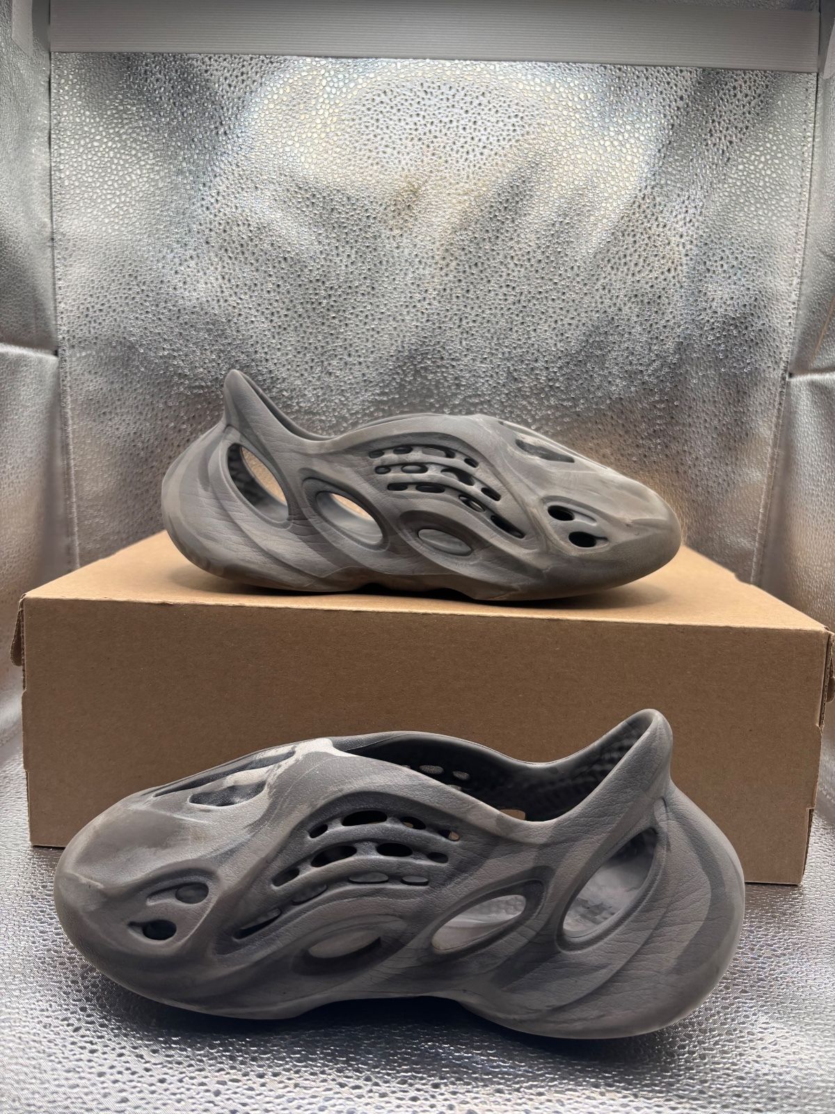 adidas Yeezy Foam Runner "MX Granite" - photo 5
