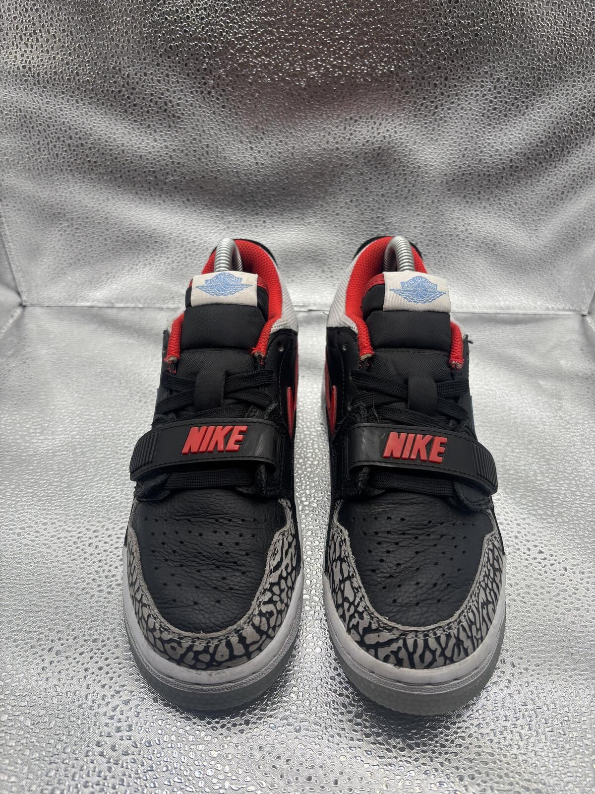 Jordan legacy 312 low black valor blue GS - photo 2