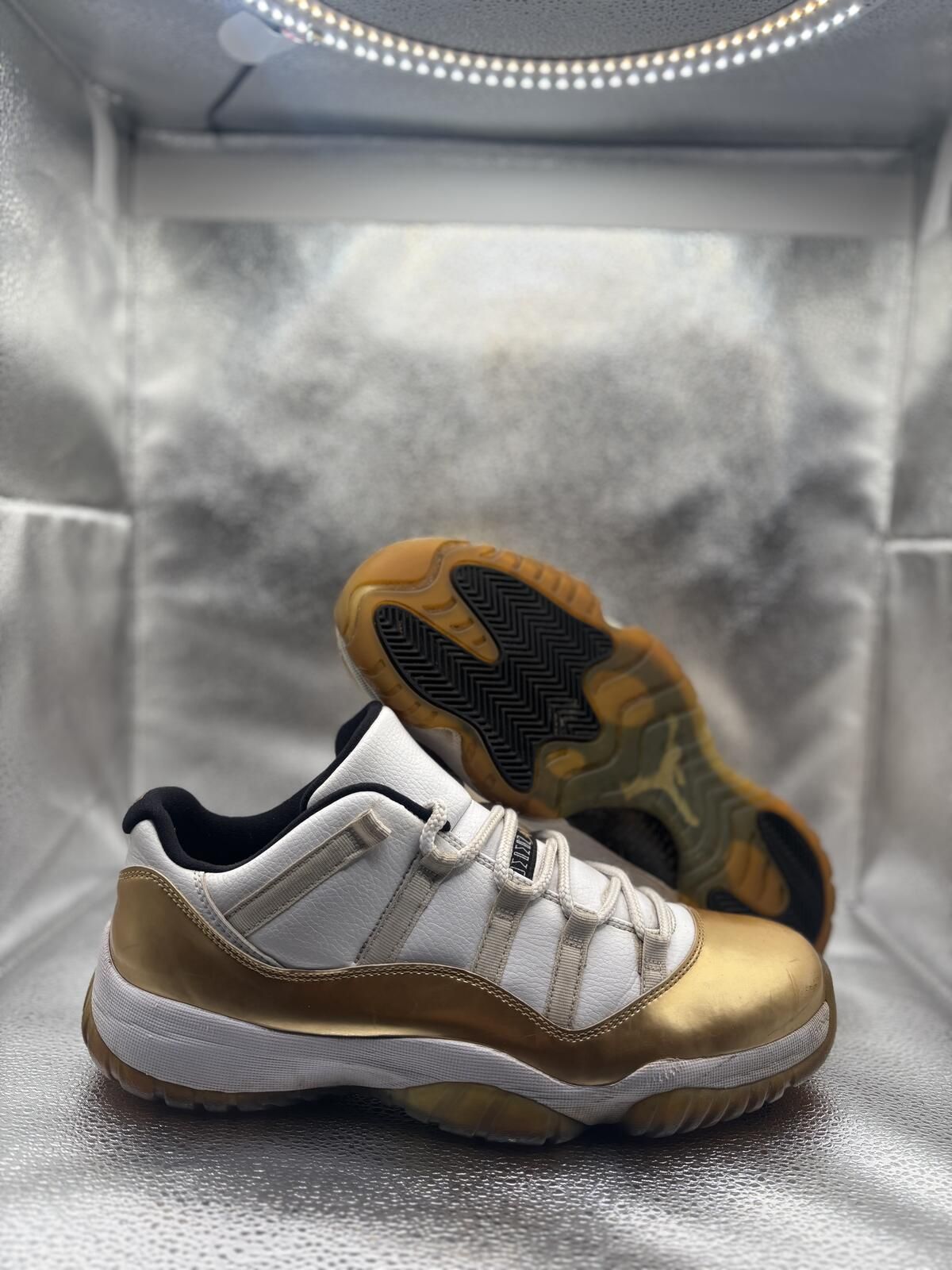 Air Jordan 11 low closing ceremony