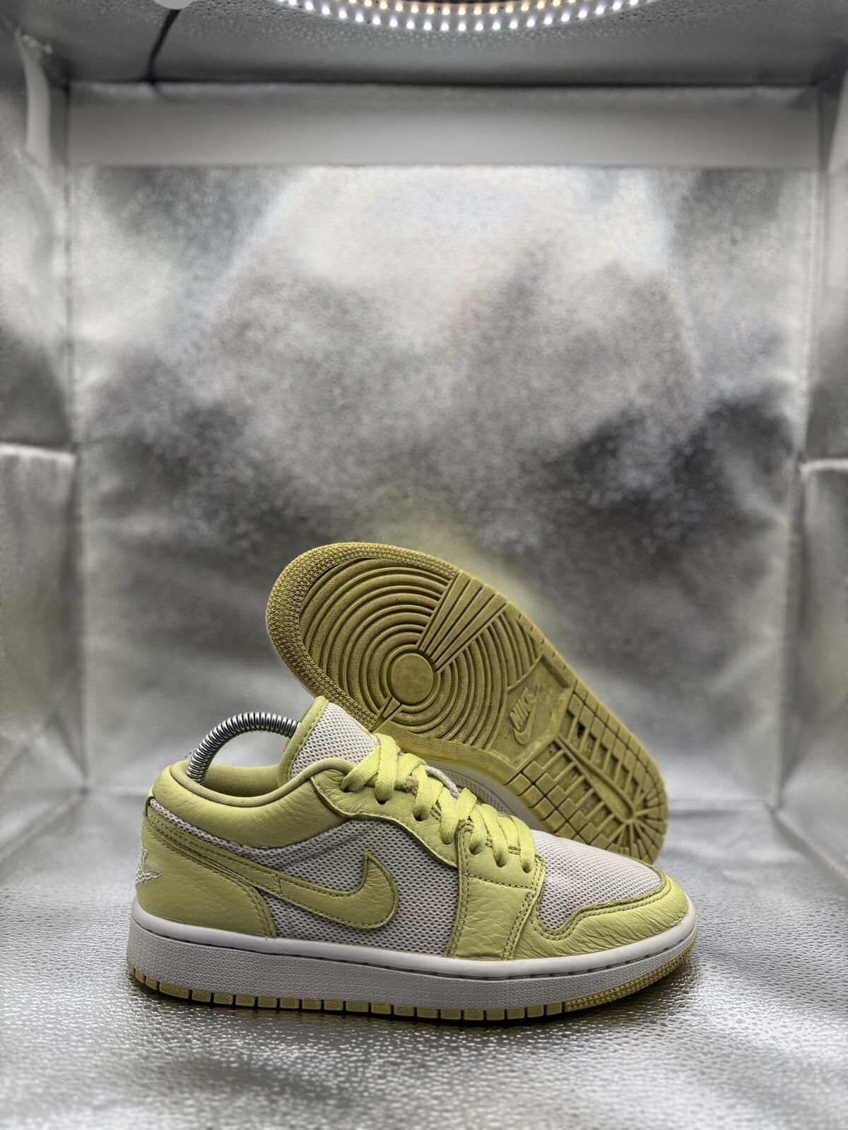 Air Jordan 1 Low Limelight