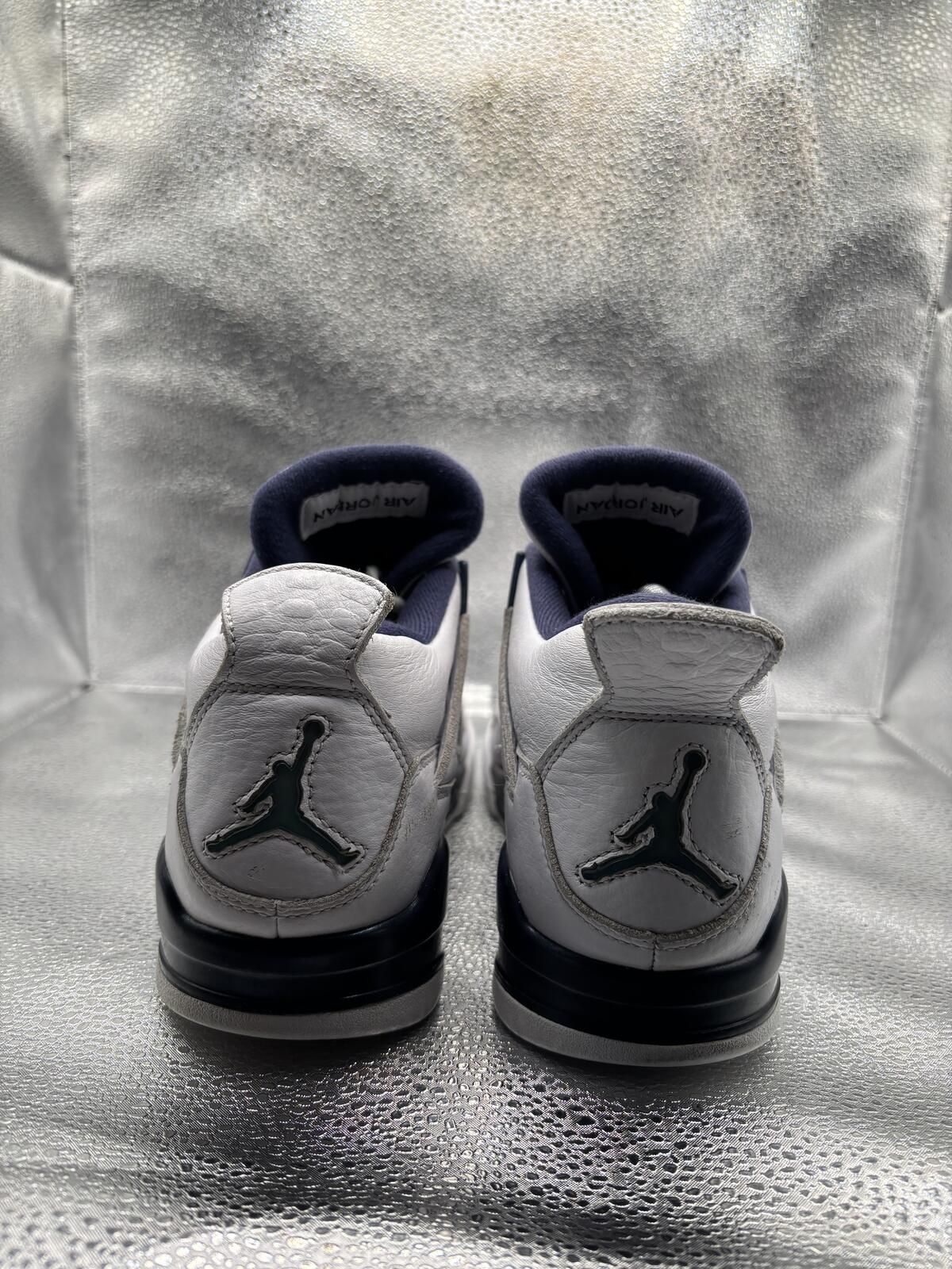 Air Jordan 4 Colombia - photo 4