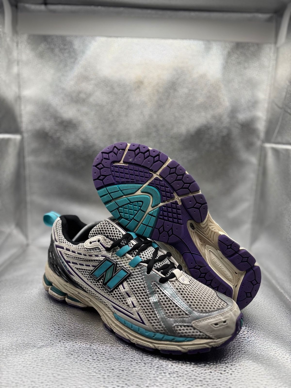 New Balance 1906R 'Hornets'