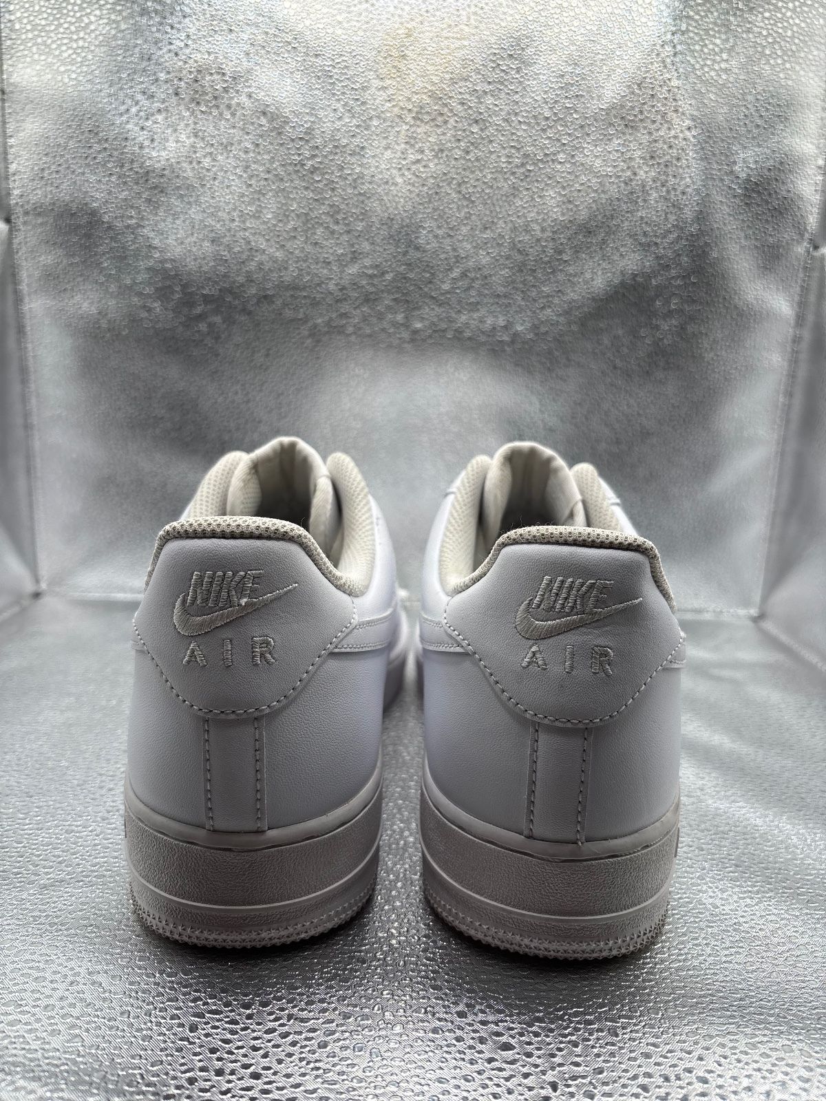 Nike Air Force 1 low 07 triple white - photo 4