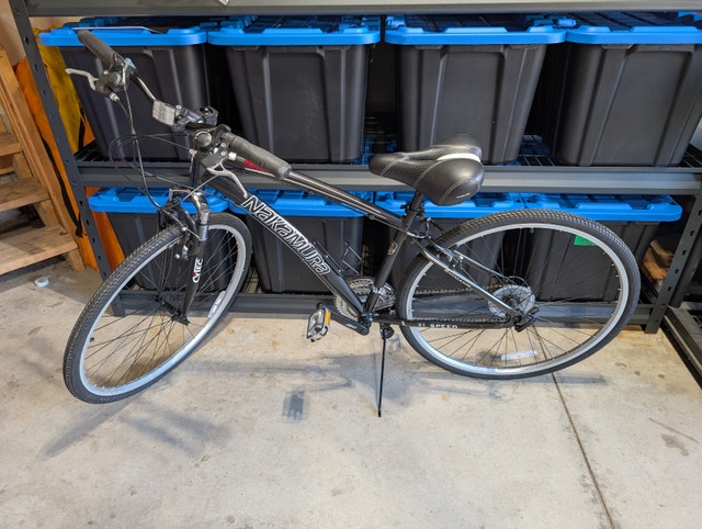 Hybrid Bike - 17" (Medium Frame) - photo 3