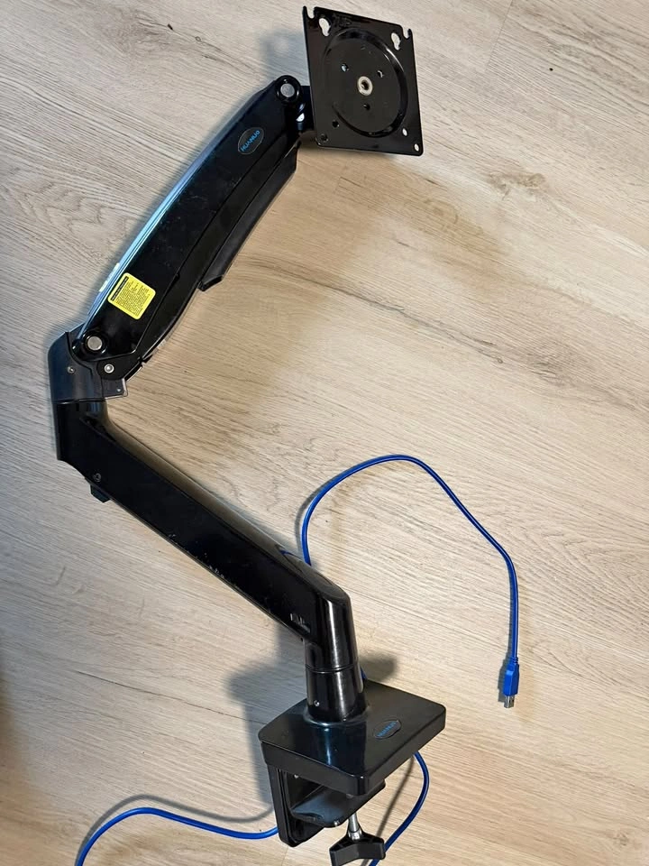 HUANUO Single Monitor Arm with USB Port