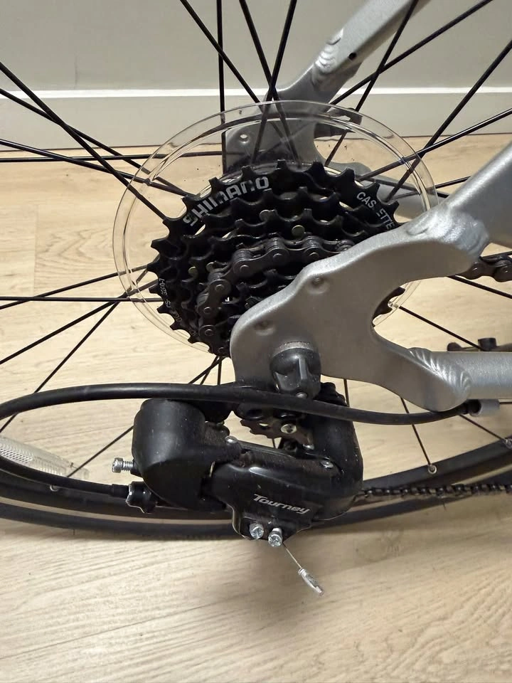 Triban RC 100 Road Bike – Bought This Summer – Extras Included - photo 5