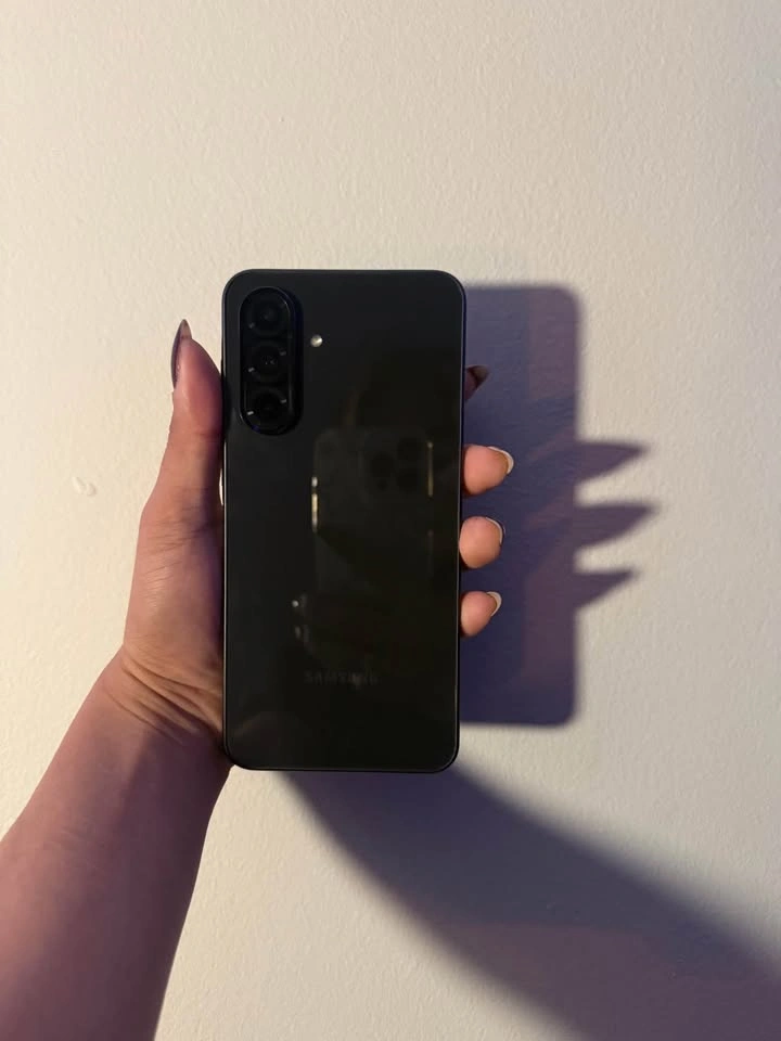 Samsung Galaxy A36 5G - photo 5